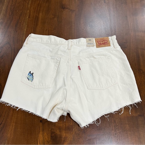 Levi’s 501 Give Me Butterflies High Rise Cut Off Denim Shorts Size 34 - Picture 4 of 10
